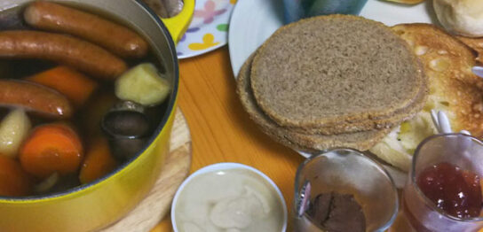ある日の生ごみ量６４main_image(食卓の写真)